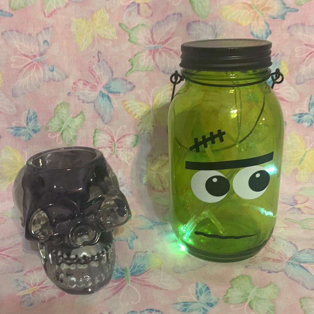 🦋 Skull votive candle holder & Frankenstein mason jar filled with lights